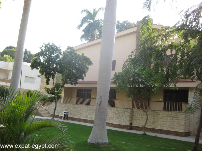 Villa For rent  in Maadi  with  Large Private Garden 