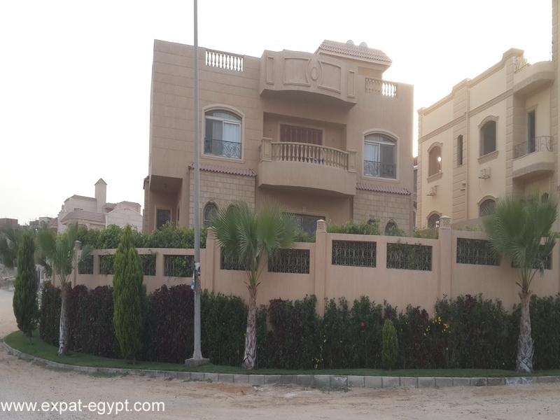  Villa for sale in 6th of October furnished
