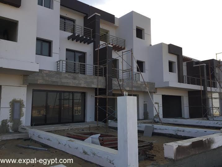 Villas Twin House For Sale in Hyde Park ,New Cairo 