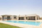 Villa overlooking the Pyramids of Giza, this villa is located in 'Pyramid Hills' compound on the Cai