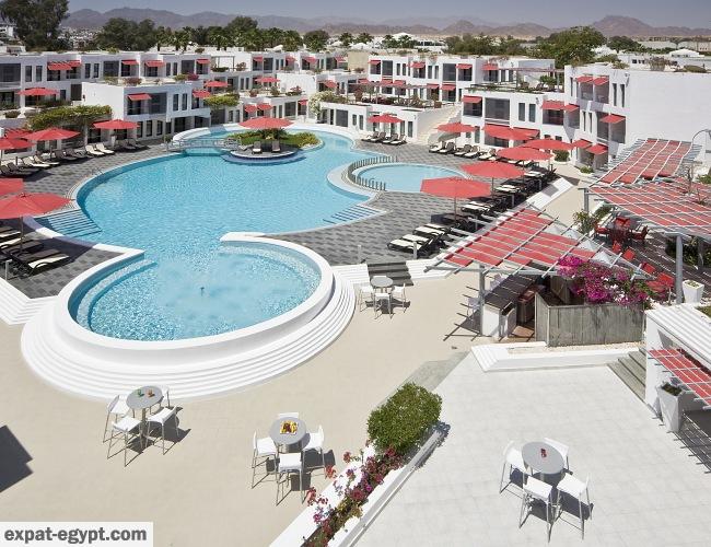 Hotel 3 stars with  private Beach for Sale Heart of Naama Bay