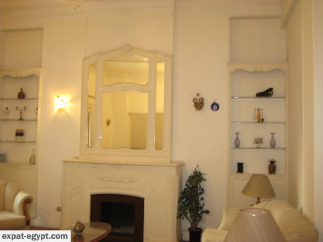 flat For Rent In a great area in Zamalek