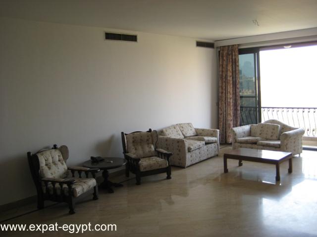 Maadi – Sunny  Flat 4 bed. for Rent Open Views 