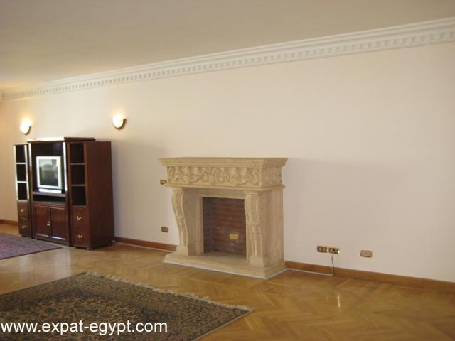 Maadi – Nice Fully Furnished Classic - 4 Bedrooms for Rent